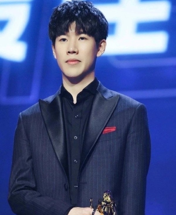 WE官方：FoFo正式加盟